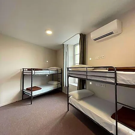 Flamingo Gare Centre Hostel *