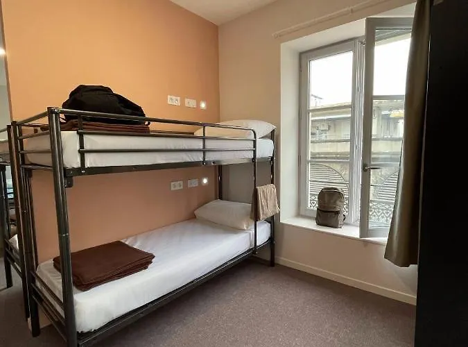 Flamingo Gare Centre