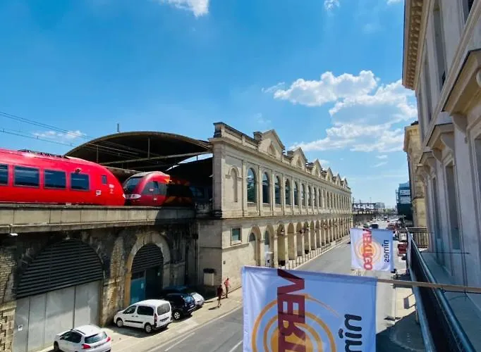 Flamingo Gare Centre *