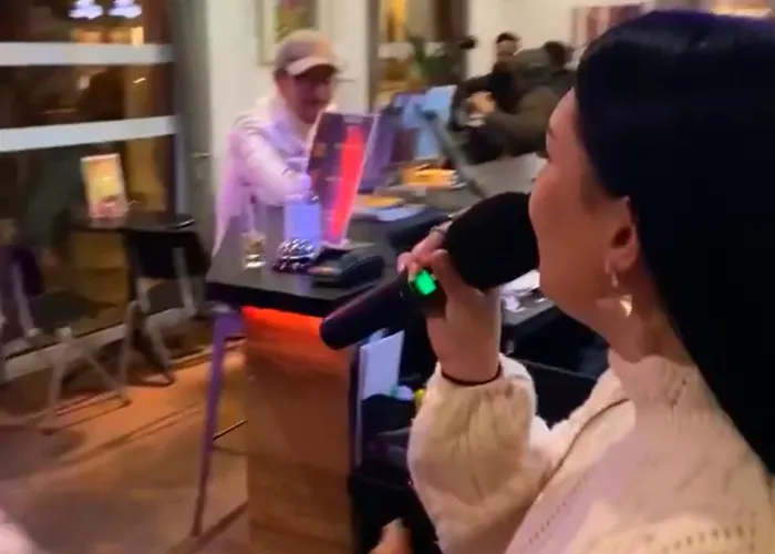 אכסניה Flamingo Gare Centre *