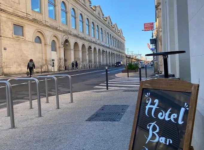 Flamingo Gare Centre * ニーム